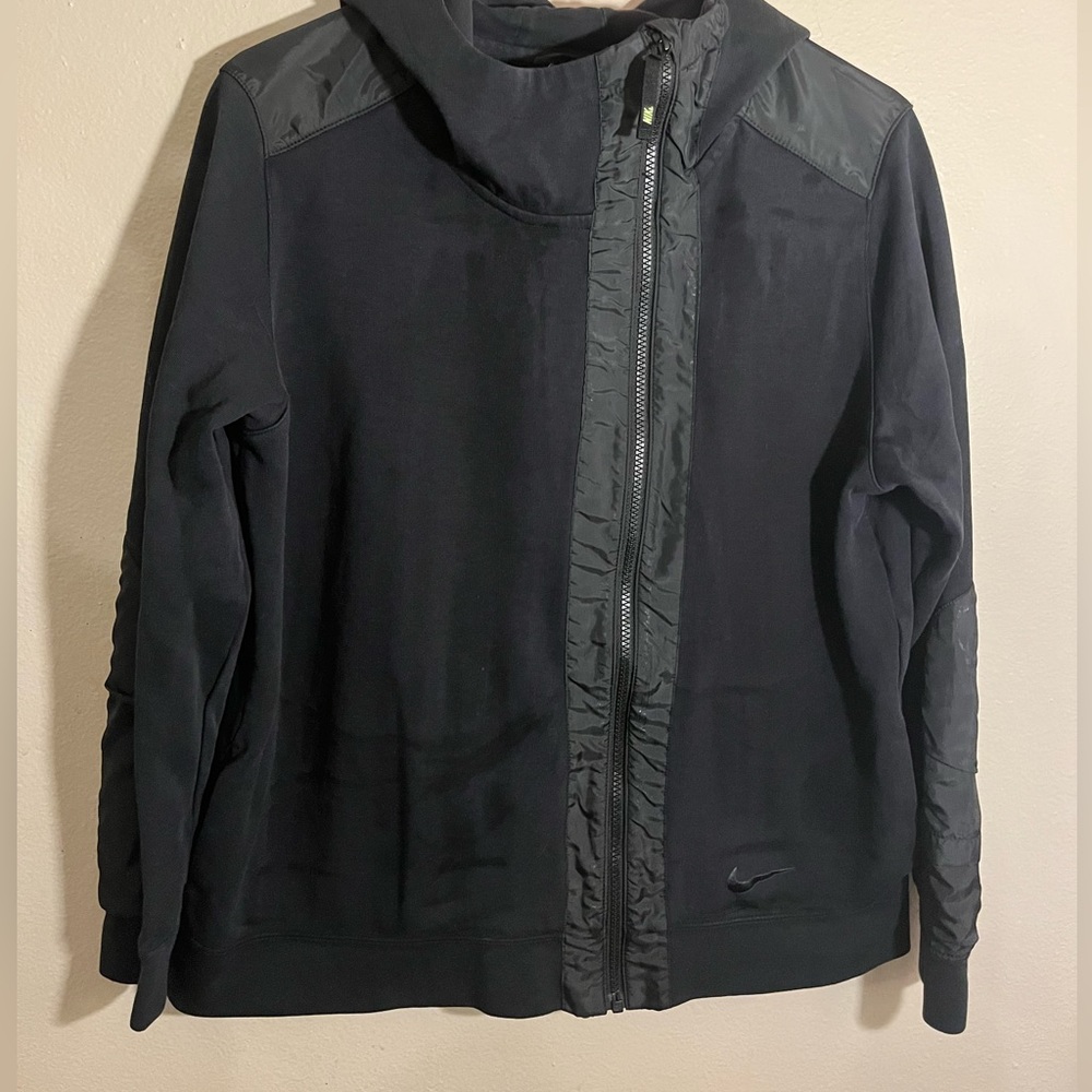 Ladies Nike Jacket.